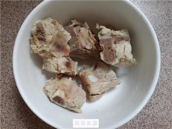 玉竹沙参炖排骨怎么做，玉竹沙参炖排骨怎么做好吃，玉竹沙参炖排骨做法