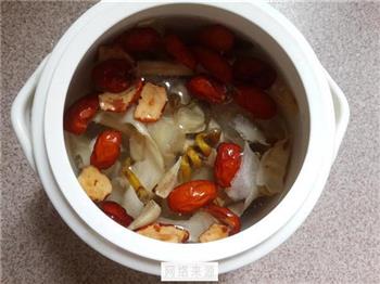玉竹沙参炖排骨怎么做，玉竹沙参炖排骨怎么做好吃，玉竹沙参炖排骨做法