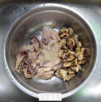 章鱼干淡菜骨头汤怎么做，章鱼干淡菜骨头汤怎么做好吃，章鱼干淡菜骨头汤做法