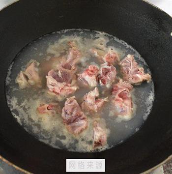 章鱼干淡菜骨头汤怎么做，章鱼干淡菜骨头汤怎么做好吃，章鱼干淡菜骨头汤做法