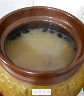 章鱼干淡菜骨头汤怎么做，章鱼干淡菜骨头汤怎么做好吃，章鱼干淡菜骨头汤做法