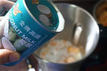 哈密瓜椰奶怎么做，哈密瓜椰奶怎么做好吃，哈密瓜椰奶做法