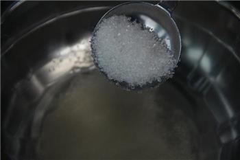 冰爽Q弹—牛奶果冻怎么做，冰爽Q弹—牛奶果冻怎么做好吃，冰爽Q弹—牛奶果冻做法