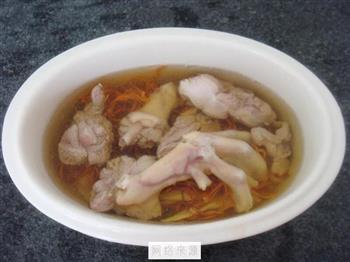 虫草花炖老鸭怎么做，虫草花炖老鸭怎么做好吃，虫草花炖老鸭做法