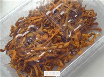虫草花炖老鸭怎么做，虫草花炖老鸭怎么做好吃，虫草花炖老鸭做法
