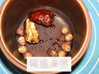 红枣莲子汤怎么做，红枣莲子汤怎么做好吃，红枣莲子汤做法