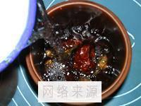 红枣莲子汤怎么做，红枣莲子汤怎么做好吃，红枣莲子汤做法