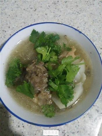 洋葱白萝卜羊骨头汤怎么做，洋葱白萝卜羊骨头汤怎么做好吃，洋葱白萝卜羊骨头汤做法