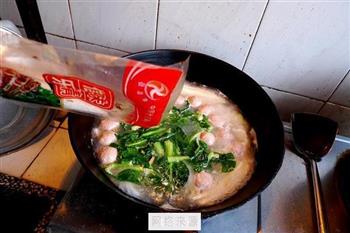 年糕青菜丸子汤怎么做，年糕青菜丸子汤怎么做好吃，年糕青菜丸子汤做法