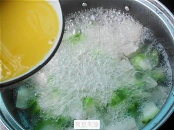 丝瓜豆腐蛋汤怎么做，丝瓜豆腐蛋汤怎么做好吃，丝瓜豆腐蛋汤做法
