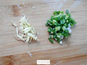 丝瓜豆腐蛋汤怎么做，丝瓜豆腐蛋汤怎么做好吃，丝瓜豆腐蛋汤做法