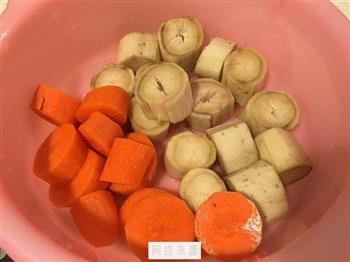 牛蒡红萝卜排骨汤怎么做，牛蒡红萝卜排骨汤怎么做好吃，牛蒡红萝卜排骨汤做法