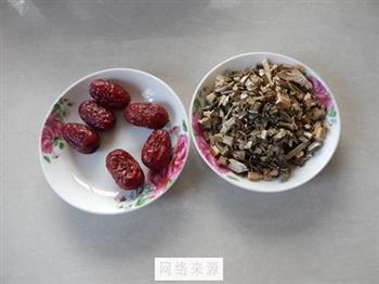 益母草鸽子汤怎么做，益母草鸽子汤怎么做好吃，益母草鸽子汤做法