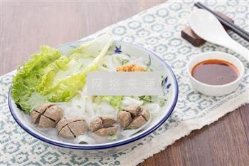 鑫潮牛牛肉丸粿条汤怎么做，鑫潮牛牛肉丸粿条汤怎么做好吃，鑫潮牛牛肉丸粿条汤做法