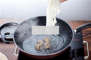 鑫潮牛牛肉丸粿条汤怎么做，鑫潮牛牛肉丸粿条汤怎么做好吃，鑫潮牛牛肉丸粿条汤做法