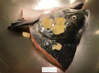 三文鱼牛奶豆腐汤怎么做，三文鱼牛奶豆腐汤怎么做好吃，三文鱼牛奶豆腐汤做法