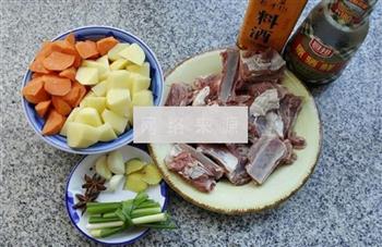 羊排汤锅怎么做，羊排汤锅怎么做好吃，羊排汤锅做法