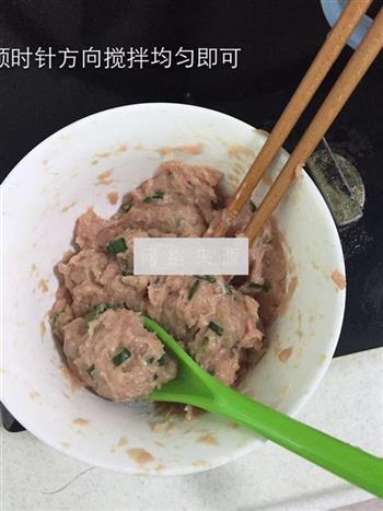 肉丸西兰花鲜汤怎么做，肉丸西兰花鲜汤怎么做好吃，肉丸西兰花鲜汤做法