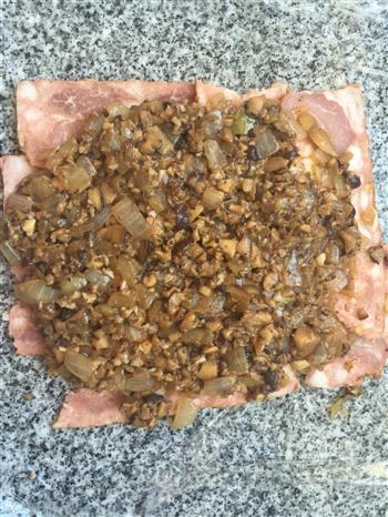 惠灵顿牛肉怎么做，惠灵顿牛肉怎么做好吃，惠灵顿牛肉做法