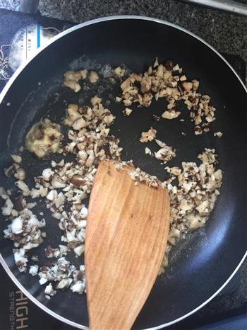 惠灵顿牛肉怎么做，惠灵顿牛肉怎么做好吃，惠灵顿牛肉做法
