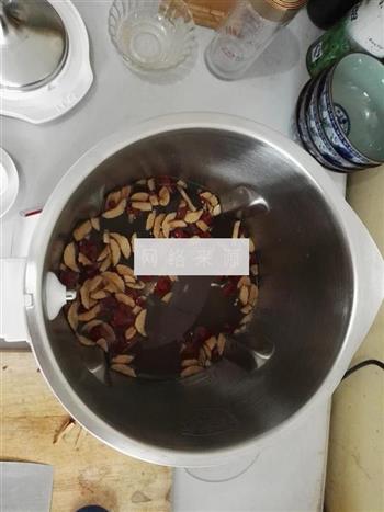 玉米渣米糊怎么做，玉米渣米糊怎么做好吃，玉米渣米糊做法