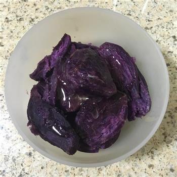 坚果紫薯糕怎么做，坚果紫薯糕怎么做好吃，坚果紫薯糕做法