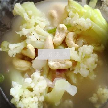 花菜浓汤怎么做，花菜浓汤怎么做好吃，花菜浓汤做法