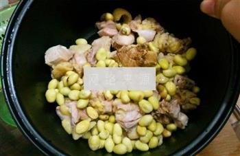 银杏鸡汤怎么做，银杏鸡汤怎么做好吃，银杏鸡汤做法