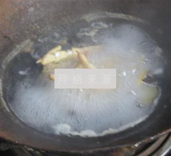 灵芝枸杞凤爪汤怎么做，灵芝枸杞凤爪汤怎么做好吃，灵芝枸杞凤爪汤做法