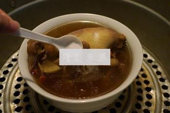 清蒸鸽子汤怎么做，清蒸鸽子汤怎么做好吃，清蒸鸽子汤做法