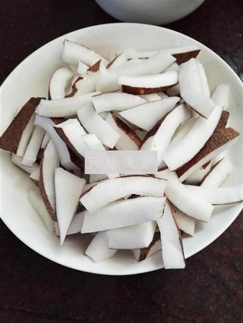 牛尾巴炖椰子黑豆汤怎么做，牛尾巴炖椰子黑豆汤怎么做好吃，牛尾巴炖椰子黑豆汤做法