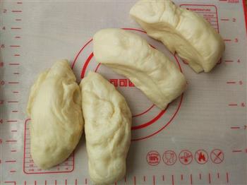 心形玫瑰面包怎么做，心形玫瑰面包怎么做好吃，心形玫瑰面包做法