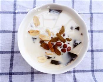 双色芋圆烧仙草怎么做，双色芋圆烧仙草怎么做好吃，双色芋圆烧仙草做法