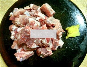 山药薏仁排骨汤怎么做，山药薏仁排骨汤怎么做好吃，山药薏仁排骨汤做法