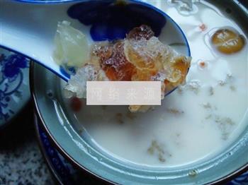 杏仁露炖雪蛤怎么做，杏仁露炖雪蛤怎么做好吃，杏仁露炖雪蛤做法