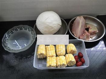 椰子汁玉米鸡汤怎么做，椰子汁玉米鸡汤怎么做好吃，椰子汁玉米鸡汤做法