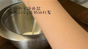 奥利奥奶油冰棍怎么做，奥利奥奶油冰棍怎么做好吃，奥利奥奶油冰棍做法