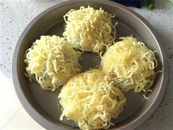 鲜虾鱼板沙拉盏怎么做，鲜虾鱼板沙拉盏怎么做好吃，鲜虾鱼板沙拉盏做法