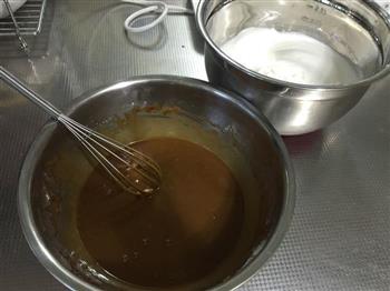 百利甜咖啡戚风蛋糕怎么做，百利甜咖啡戚风蛋糕怎么做好吃，百利甜咖啡戚风蛋糕做法