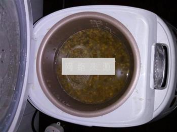 电饭锅绿豆汤怎么做，电饭锅绿豆汤怎么做好吃，电饭锅绿豆汤做法