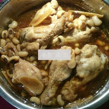糜豆煮鸡怎么做，糜豆煮鸡怎么做好吃，糜豆煮鸡做法