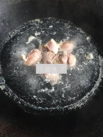 泥鳅茨实煲淮山怎么做，泥鳅茨实煲淮山怎么做好吃，泥鳅茨实煲淮山做法