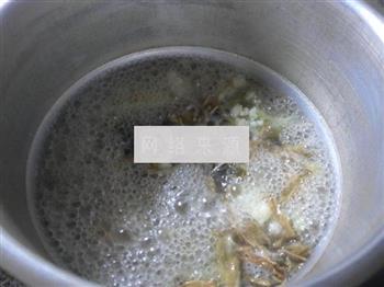 笋干菜花菜龙骨汤怎么做，笋干菜花菜龙骨汤怎么做好吃，笋干菜花菜龙骨汤做法