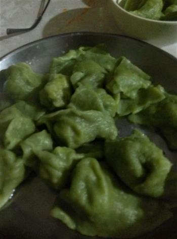 青菜汁馄钝怎么做，青菜汁馄钝怎么做好吃，青菜汁馄钝做法
