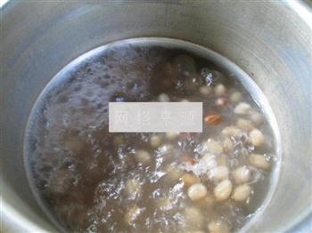 花生米白芸豆甜汤怎么做，花生米白芸豆甜汤怎么做好吃，花生米白芸豆甜汤做法