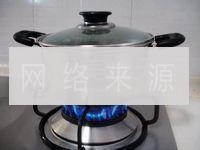 燕窝炖鸡汤怎么做，燕窝炖鸡汤怎么做好吃，燕窝炖鸡汤做法
