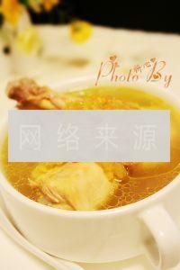 燕窝炖鸡汤怎么做，燕窝炖鸡汤怎么做好吃，燕窝炖鸡汤做法