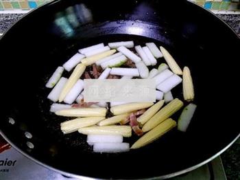 玉米笋冬瓜汤怎么做，玉米笋冬瓜汤怎么做好吃，玉米笋冬瓜汤做法