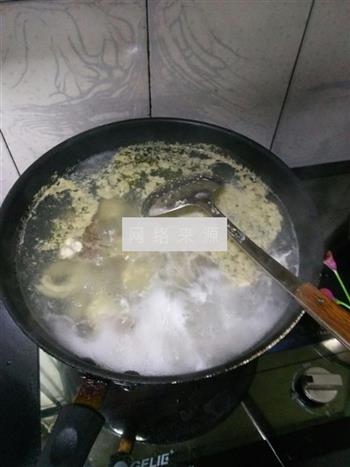 清爽带丝芸豆炖鸭汤怎么做，清爽带丝芸豆炖鸭汤怎么做好吃，清爽带丝芸豆炖鸭汤做法