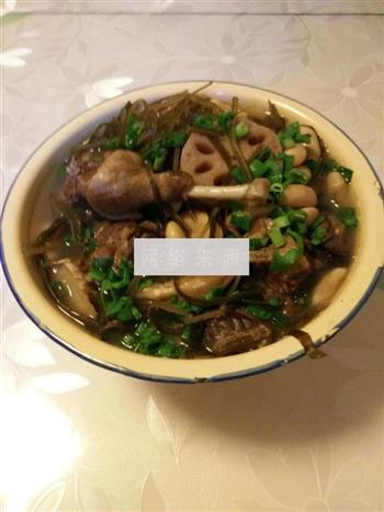 清爽带丝芸豆炖鸭汤怎么做，清爽带丝芸豆炖鸭汤怎么做好吃，清爽带丝芸豆炖鸭汤做法